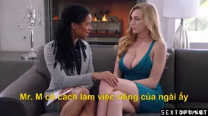 Chơi với em gái ngực to vào buổi sáng