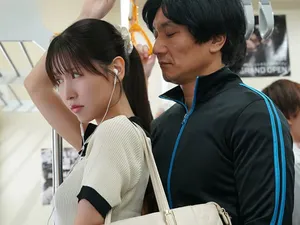 Hot japan girl Maomi Nakazawa play with pussy